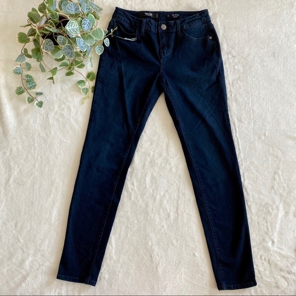 Simply Vera Vera Wang Skinny mid rise - Picture 1 of 4